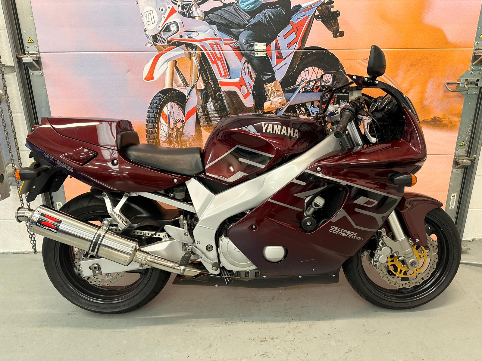 FZR 600 R (599cc) 1995