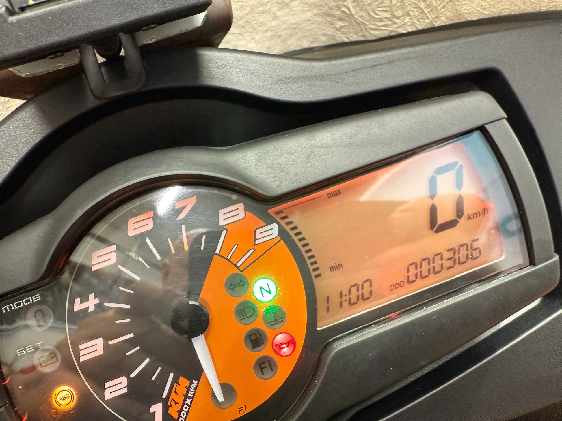 690 Enduro R (690cc) 2015