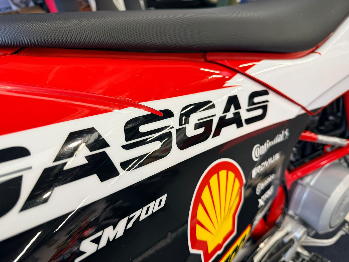 SM 700 Supermoto (692cc) 2024