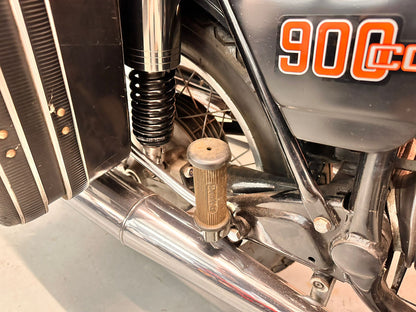R90S (898cc) 1975