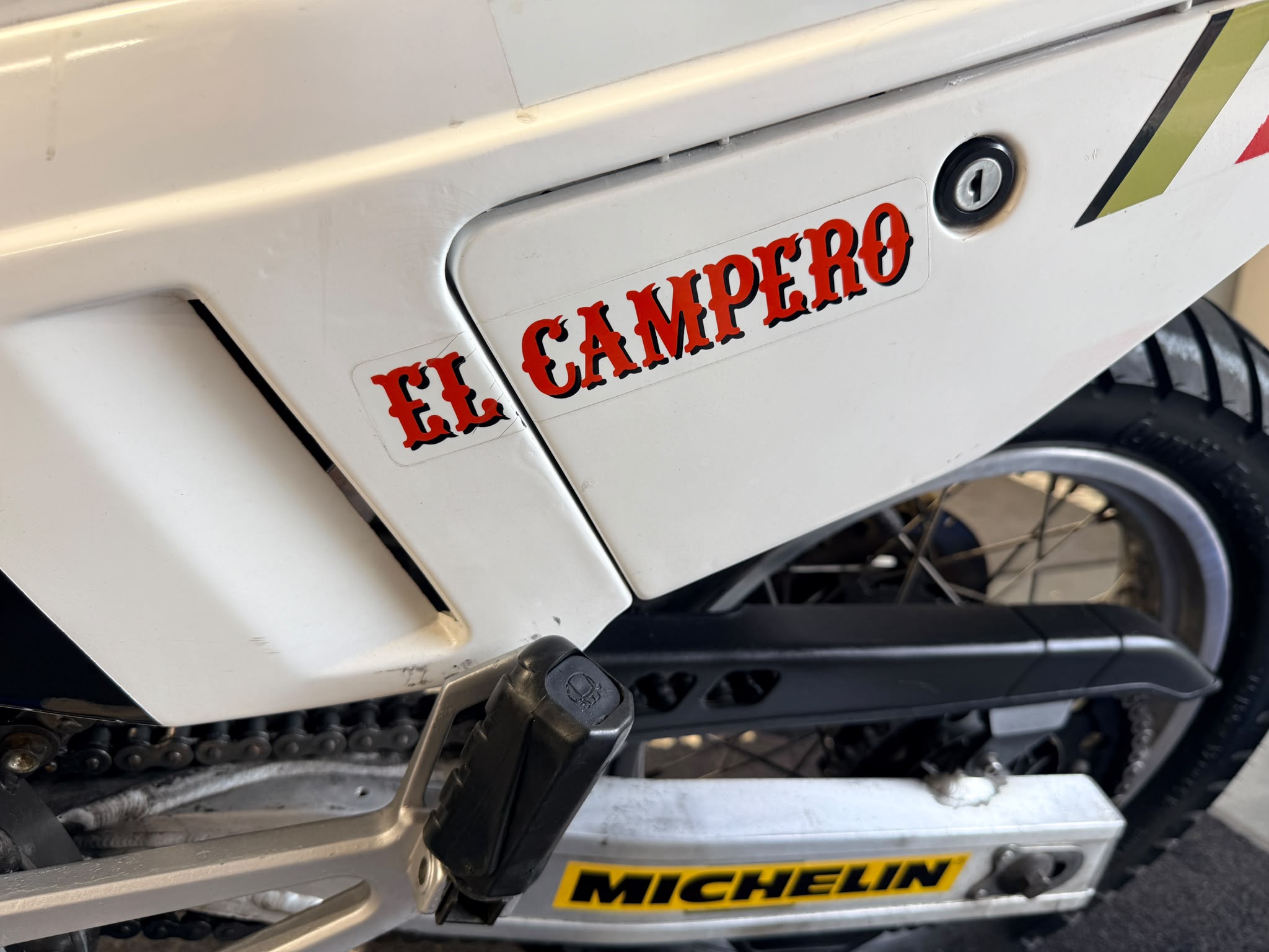 750 Elefant Lucky Explorer (748cc) 1999