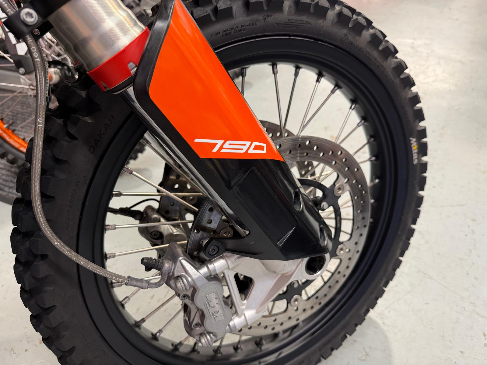 790 Adventure R (799cc) 2021