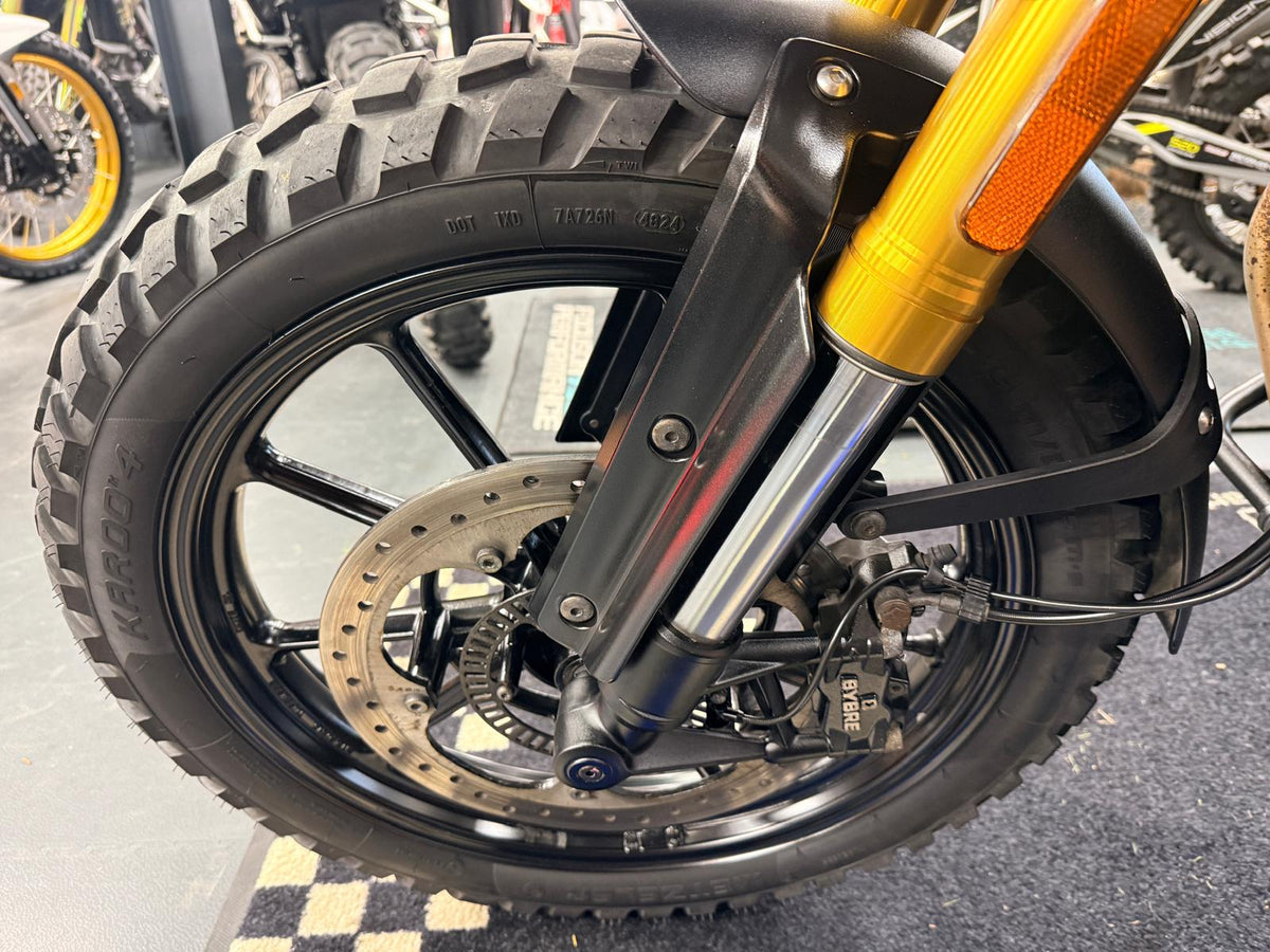 Scrambler 400X (398cc) 2025