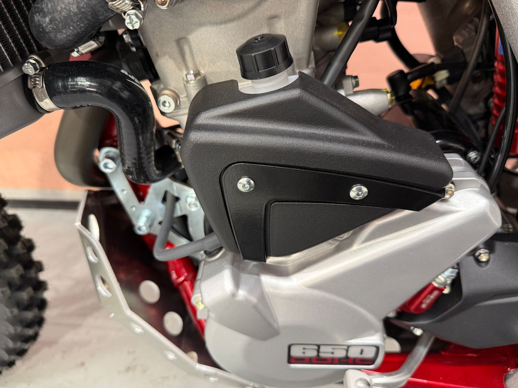 PR7 (650cc) 2025