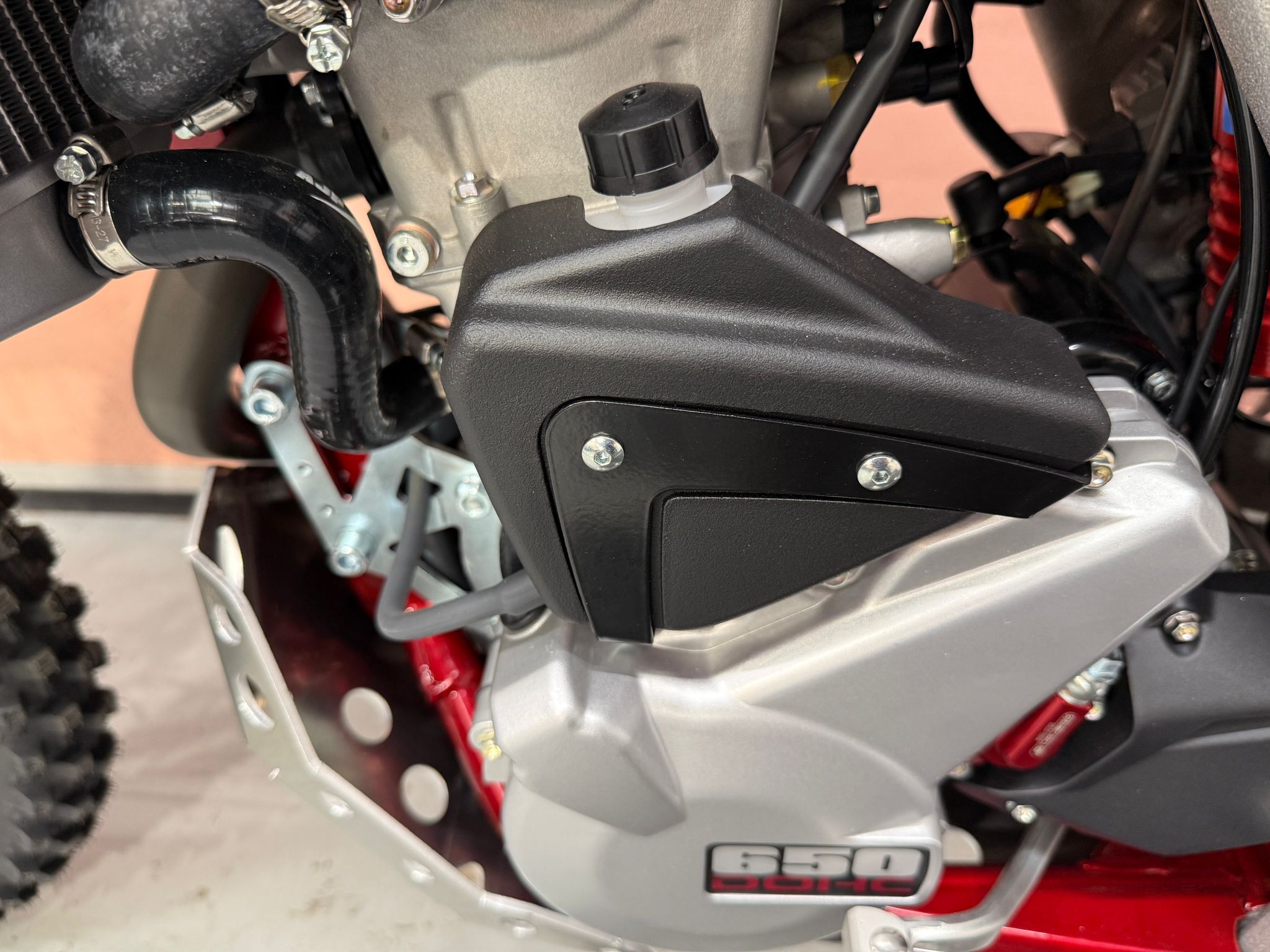 PR7 (650cc) 2025