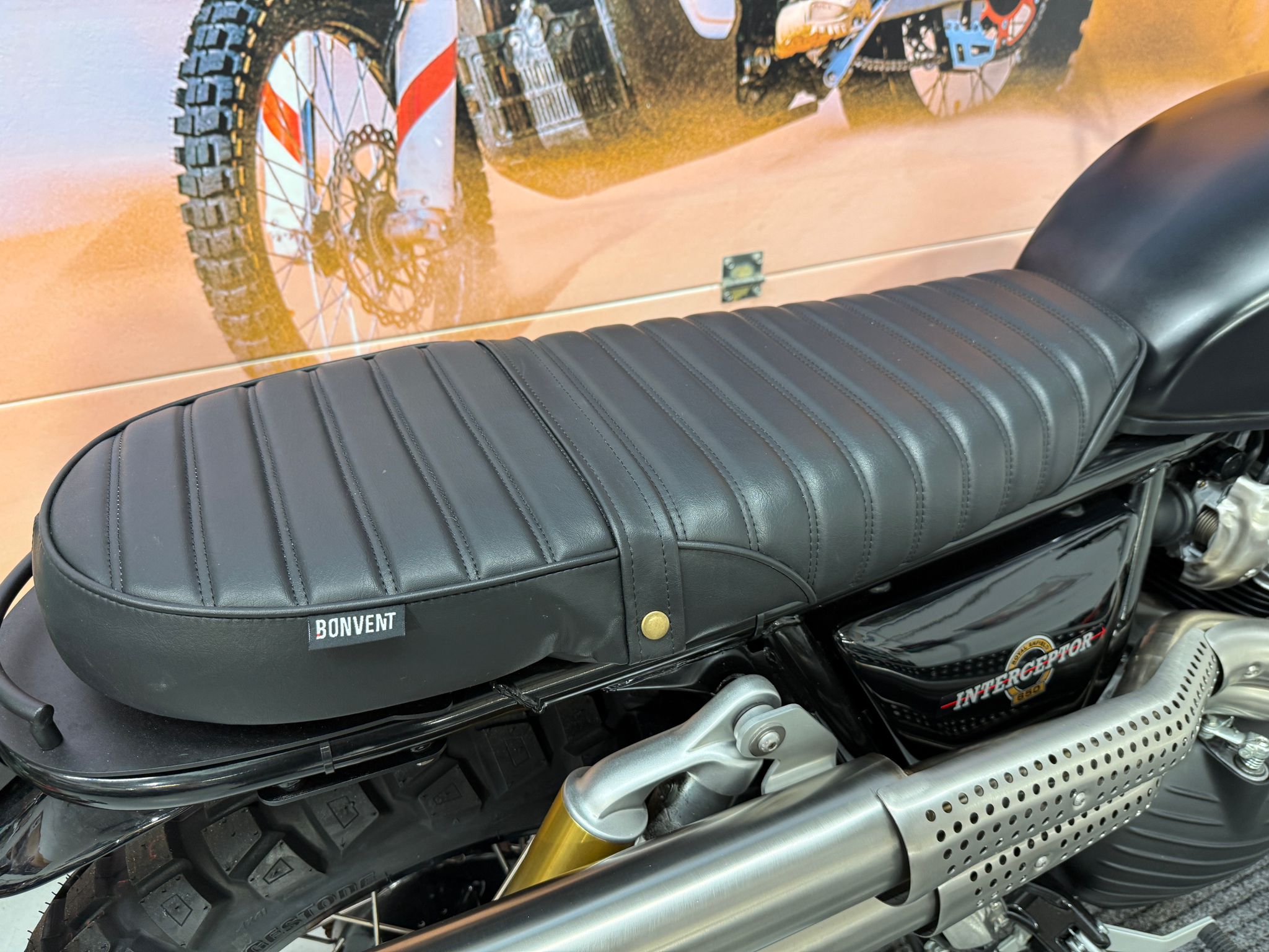 Interceptor Street Scrambler (648cc) 2022