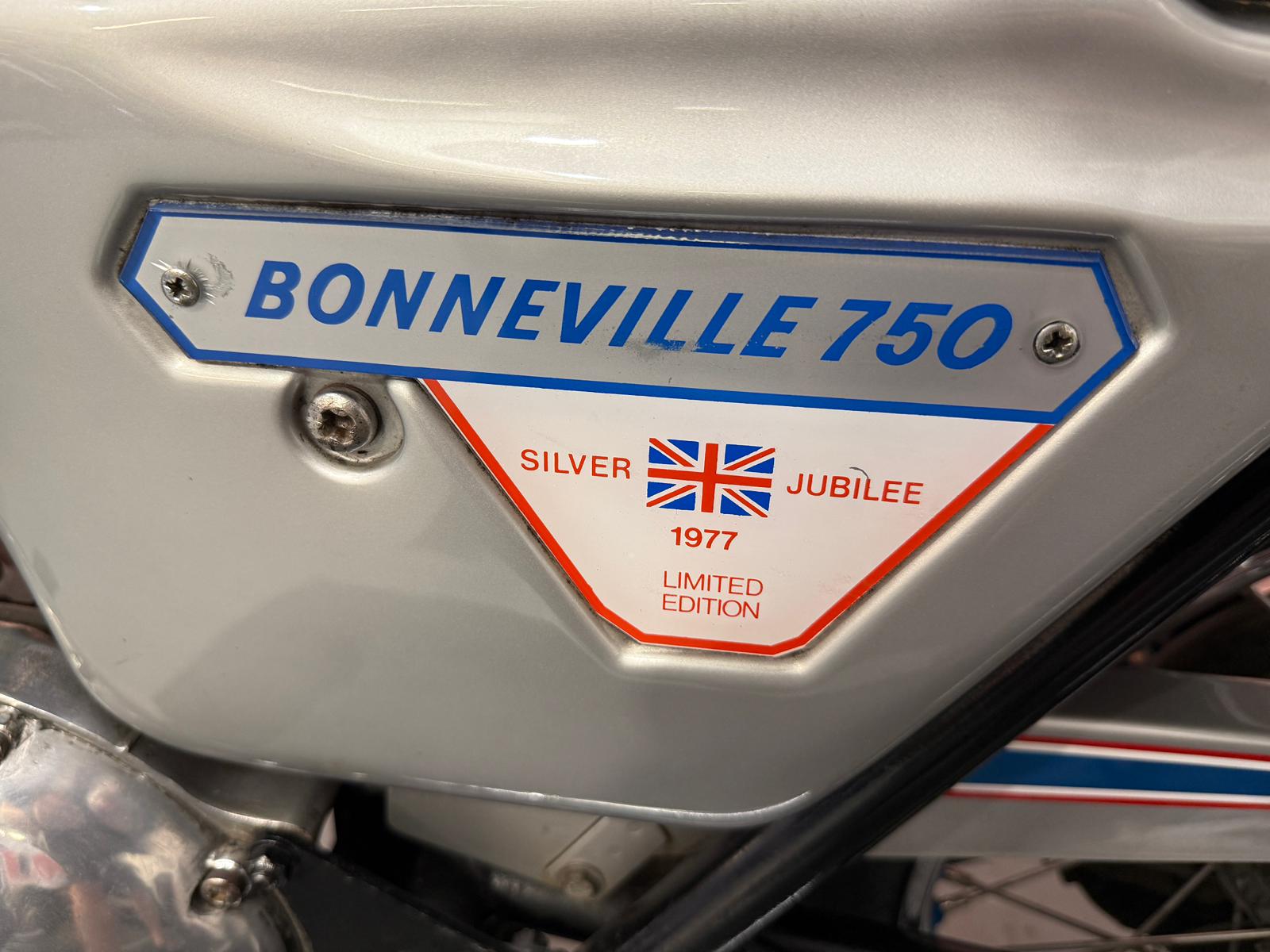 Bonneville T140V 750 Silver Jubilee (744cc) 1977