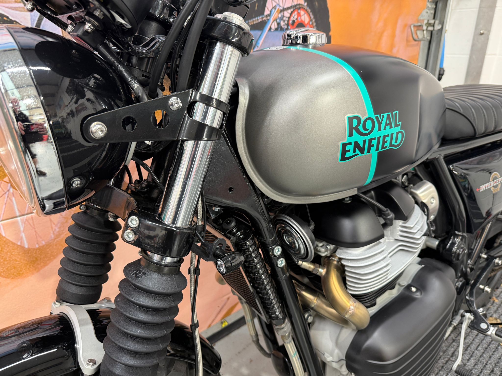 Interceptor Street Scrambler (648cc) 2022