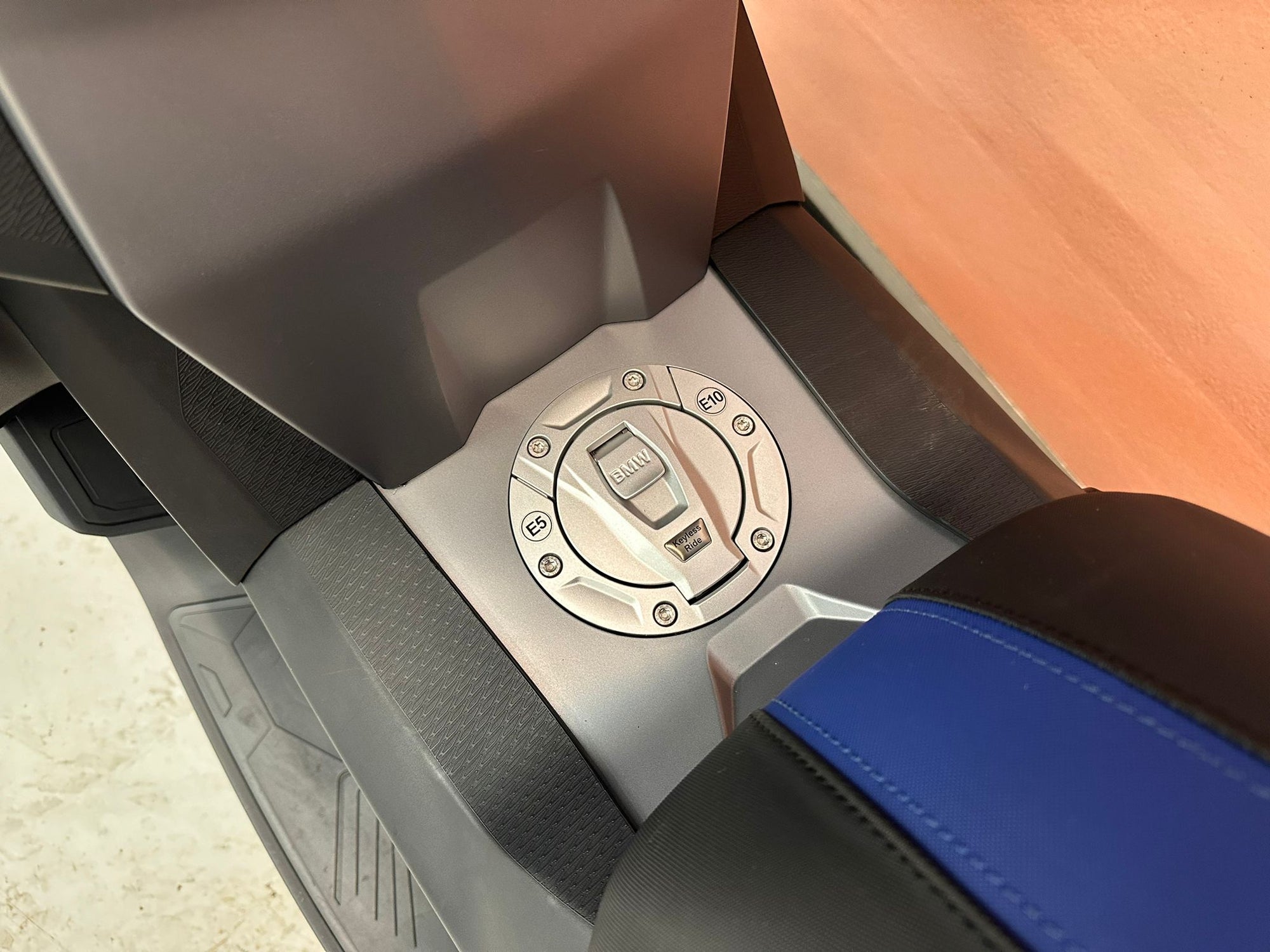 C400 X SE (350cc) 2021