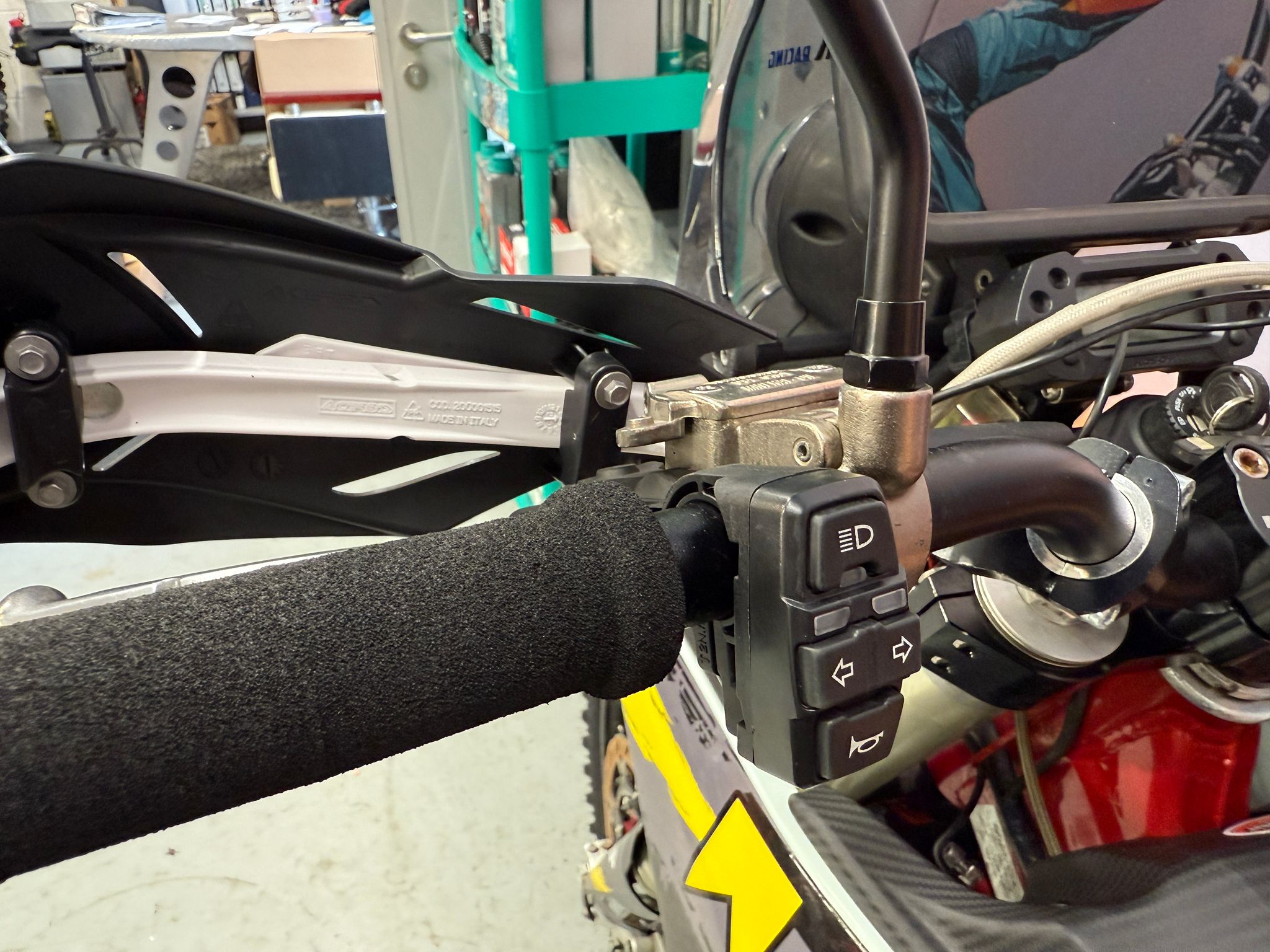 PR7 (650cc) 2019