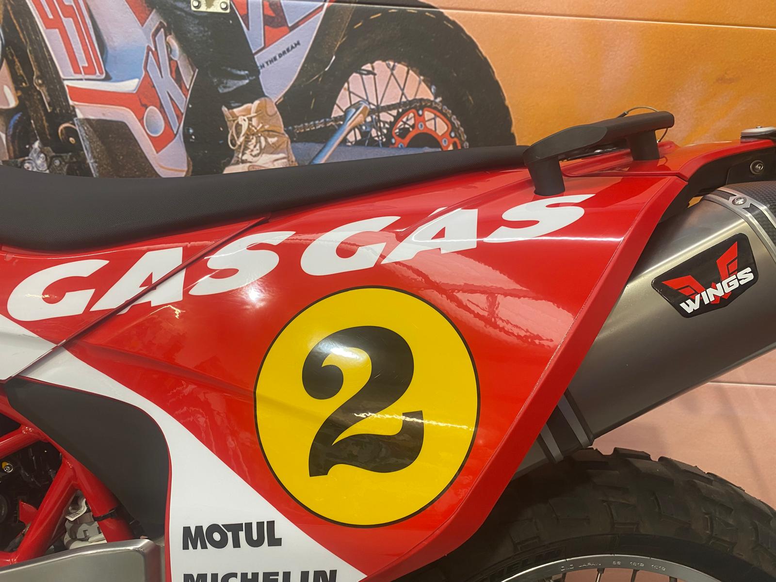 ES 700 Enduro (692cc) 2024