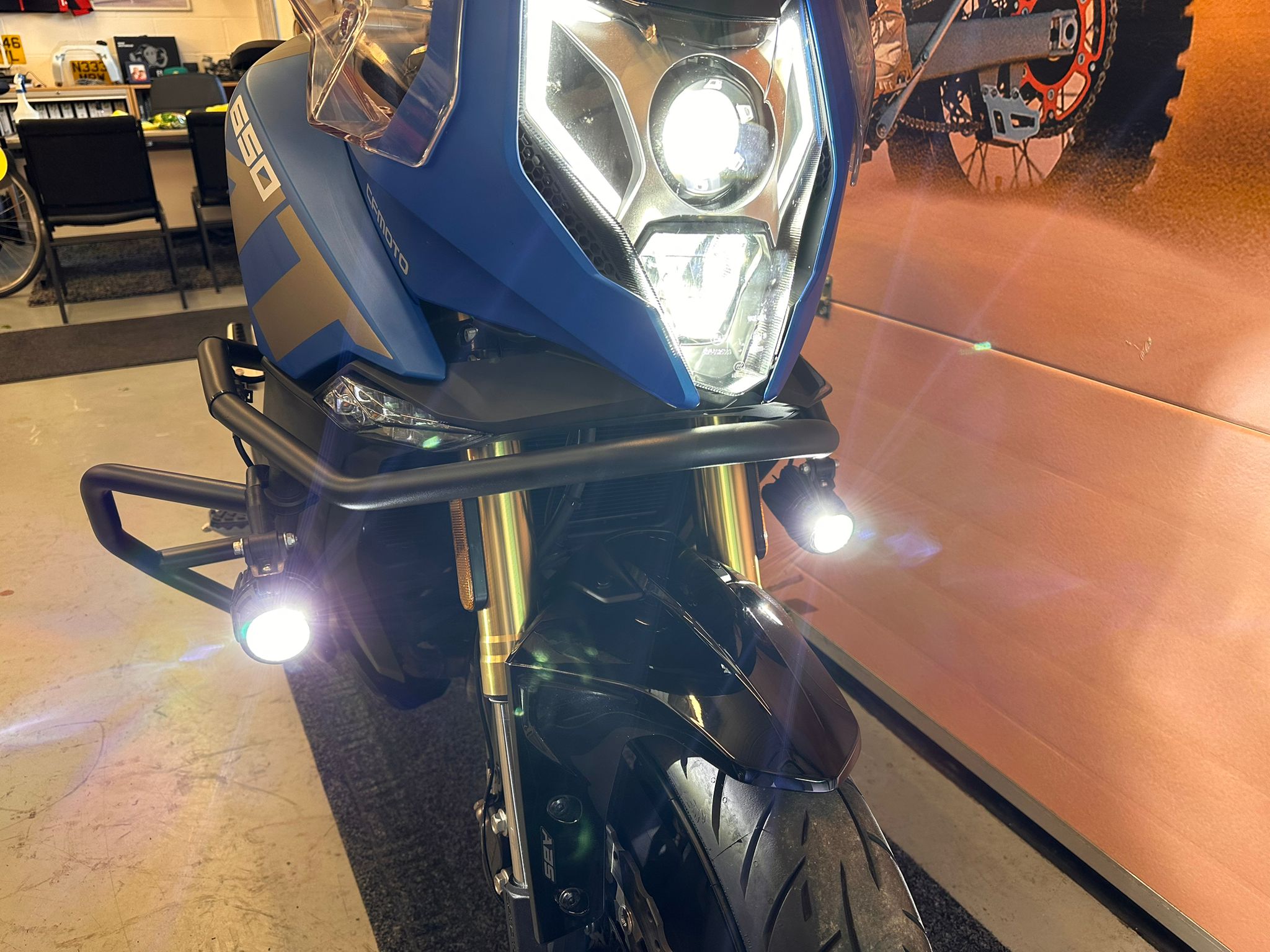 650 MT (649cc) 2021