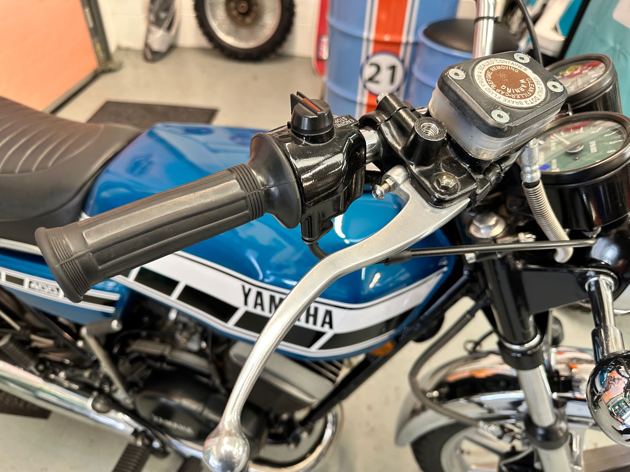 RD400 (398cc) 1976