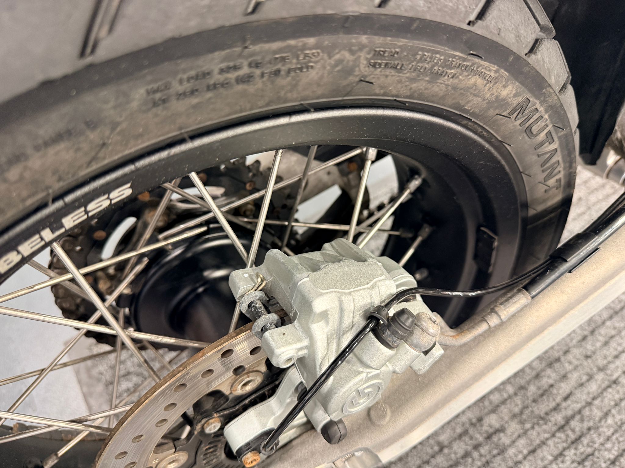 701 Supermoto (692cc) 2018