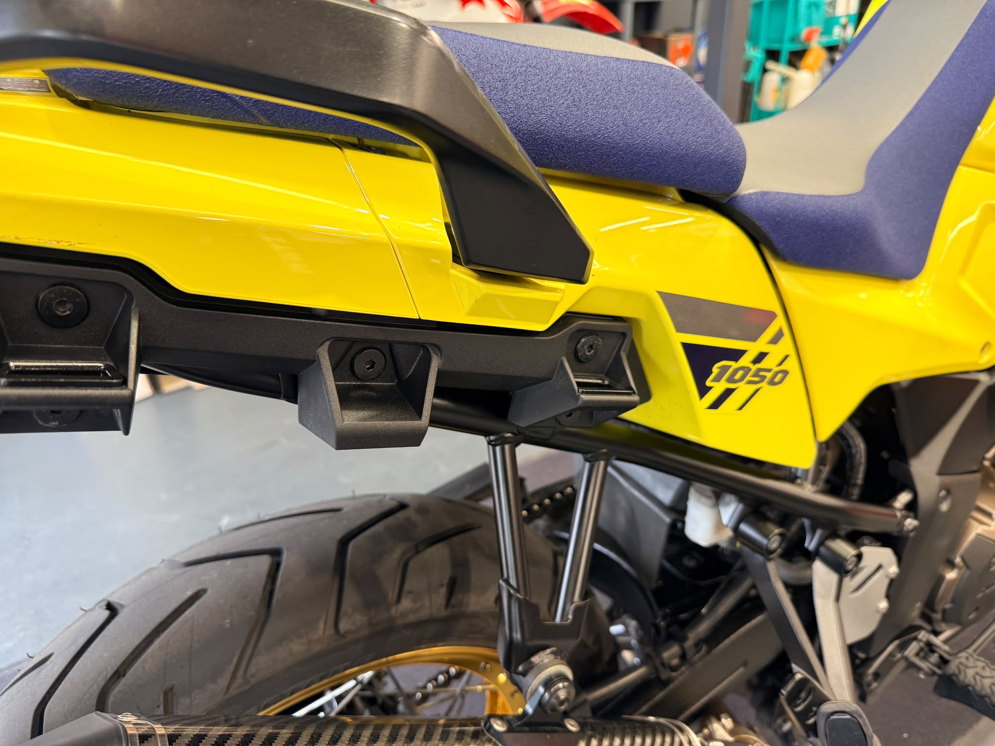 DL1050 V Storm (1037cc) 2020