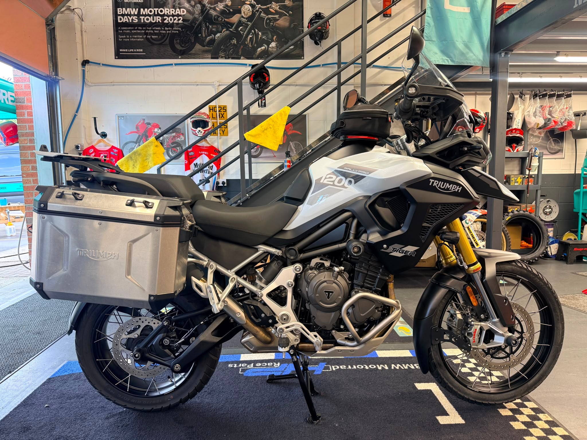 Tiger 1200 Rally Pro (1160cc) 2022