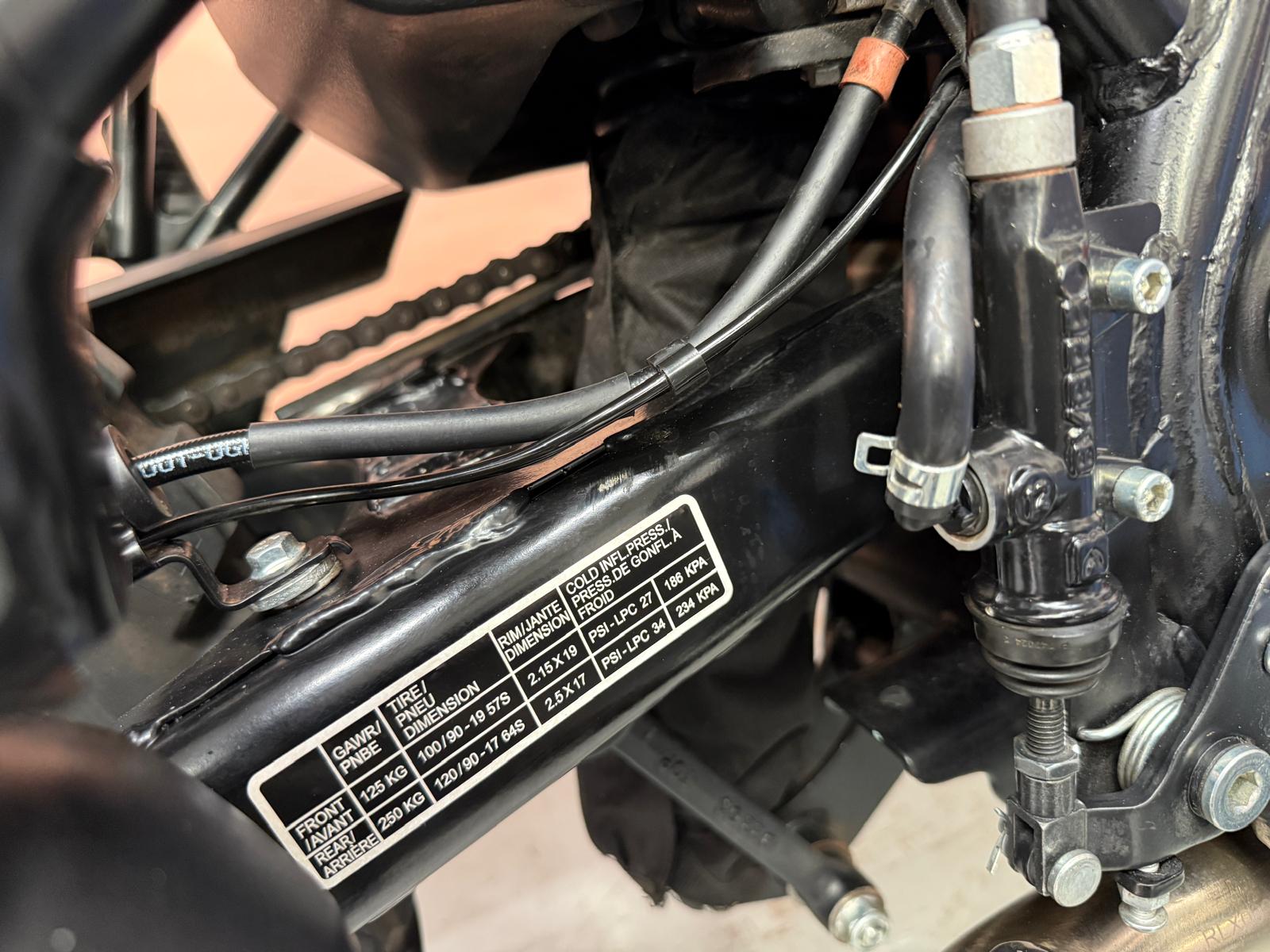 Himalayan 411 Scrambler (410cc) 2022