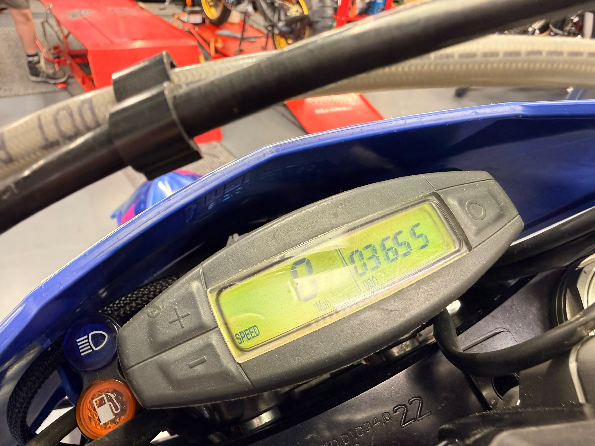 FE 390 (393cc) 2011