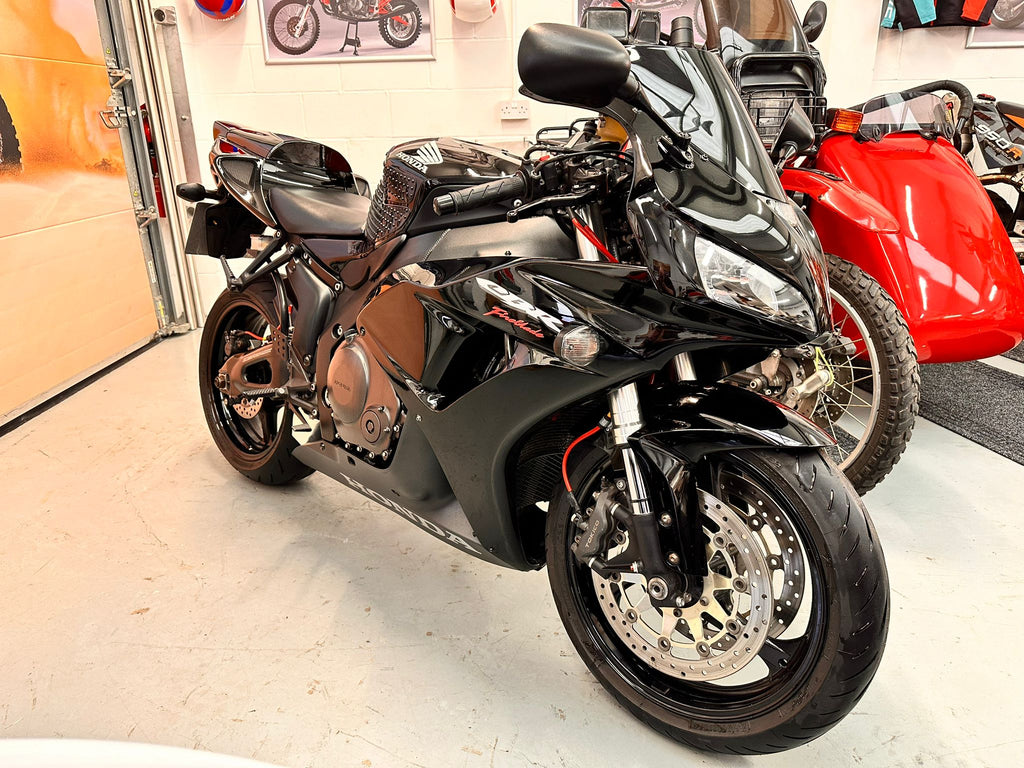 CBR 1000 RR (998cc) 2007