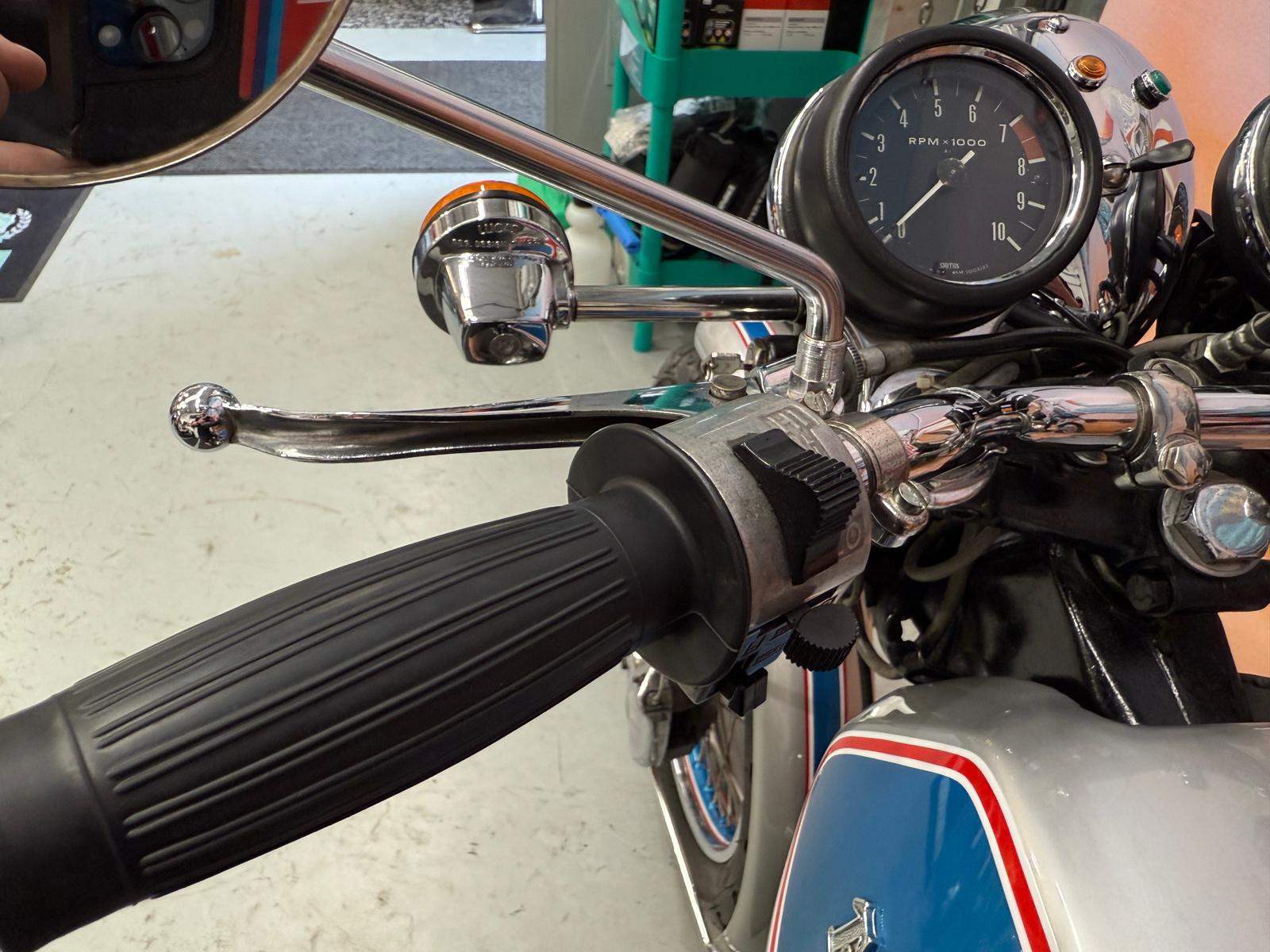 Bonneville T140V 750 Silver Jubilee (744cc) 1977