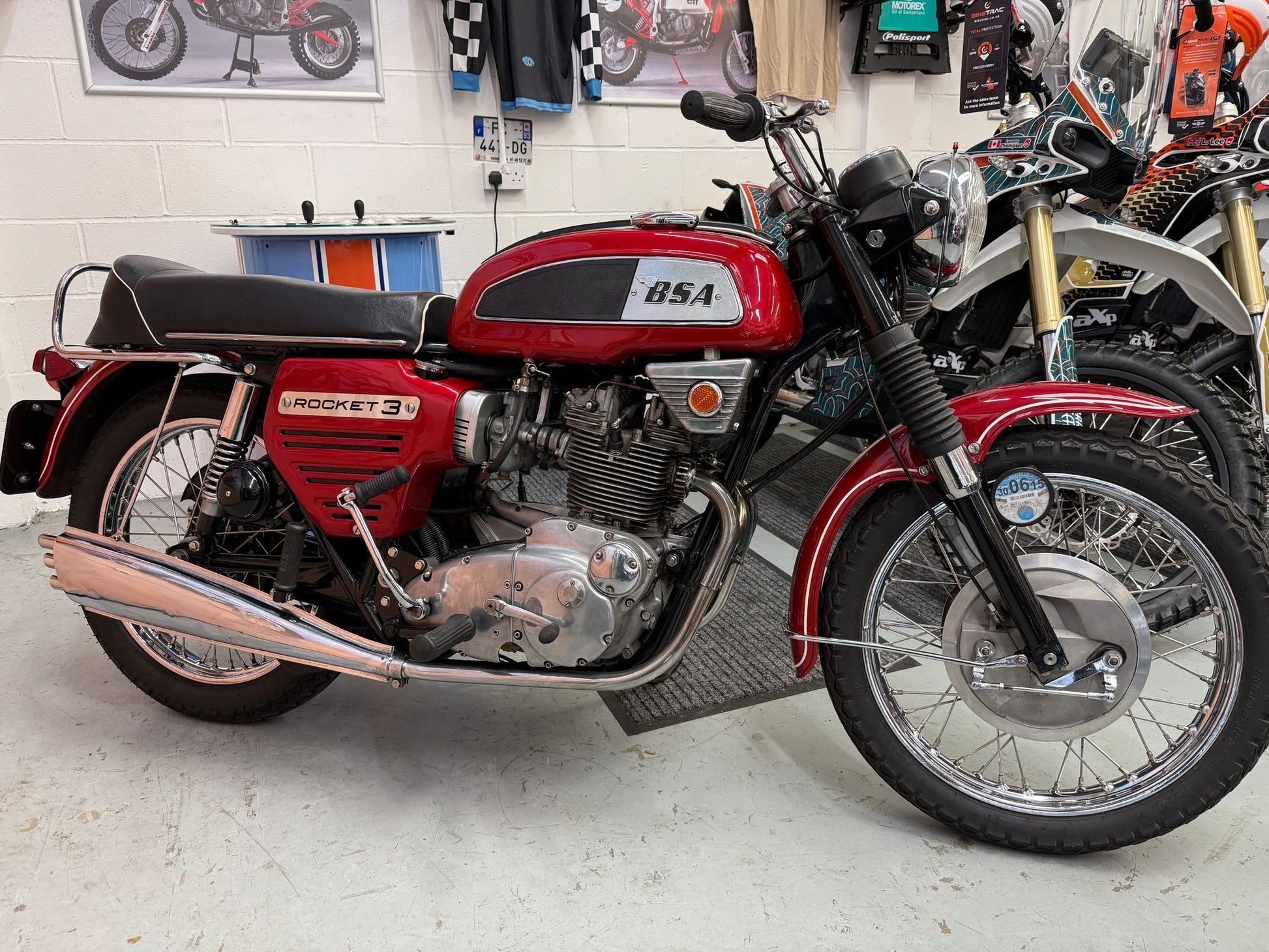 Rocket 3 (740cc) 1968