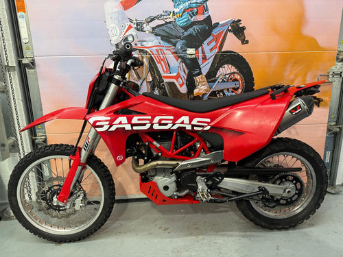 ES 700 Enduro (692cc) 2024