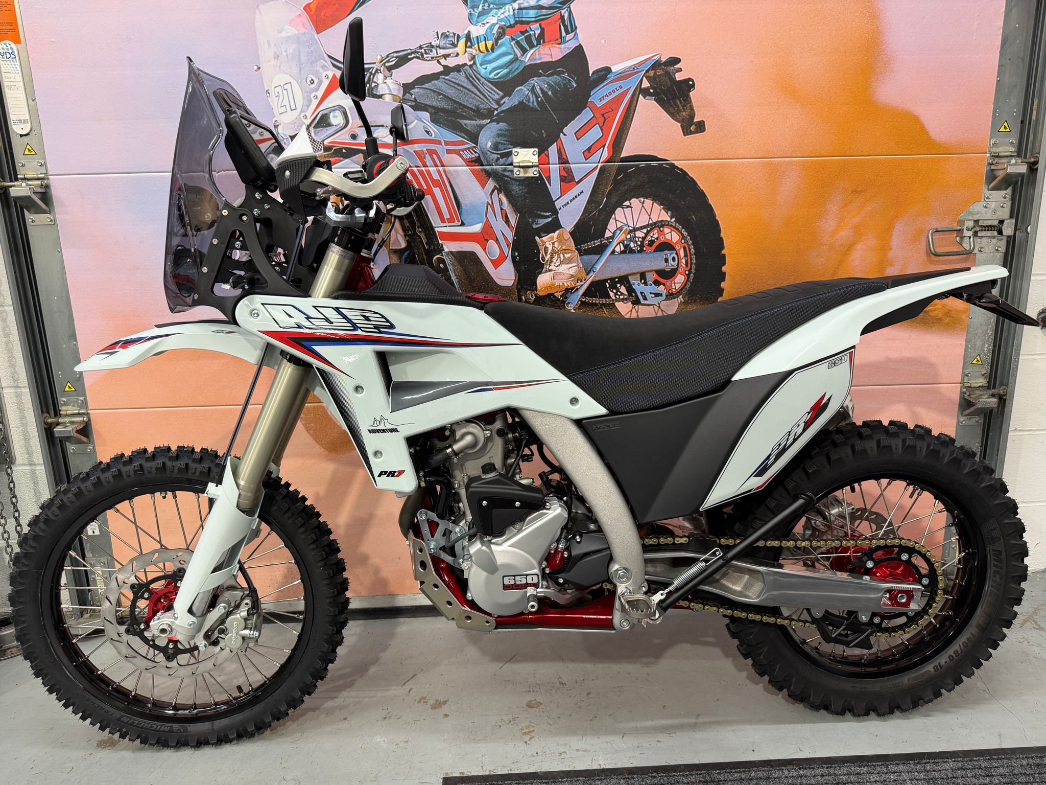 PR7 (650cc) 2025