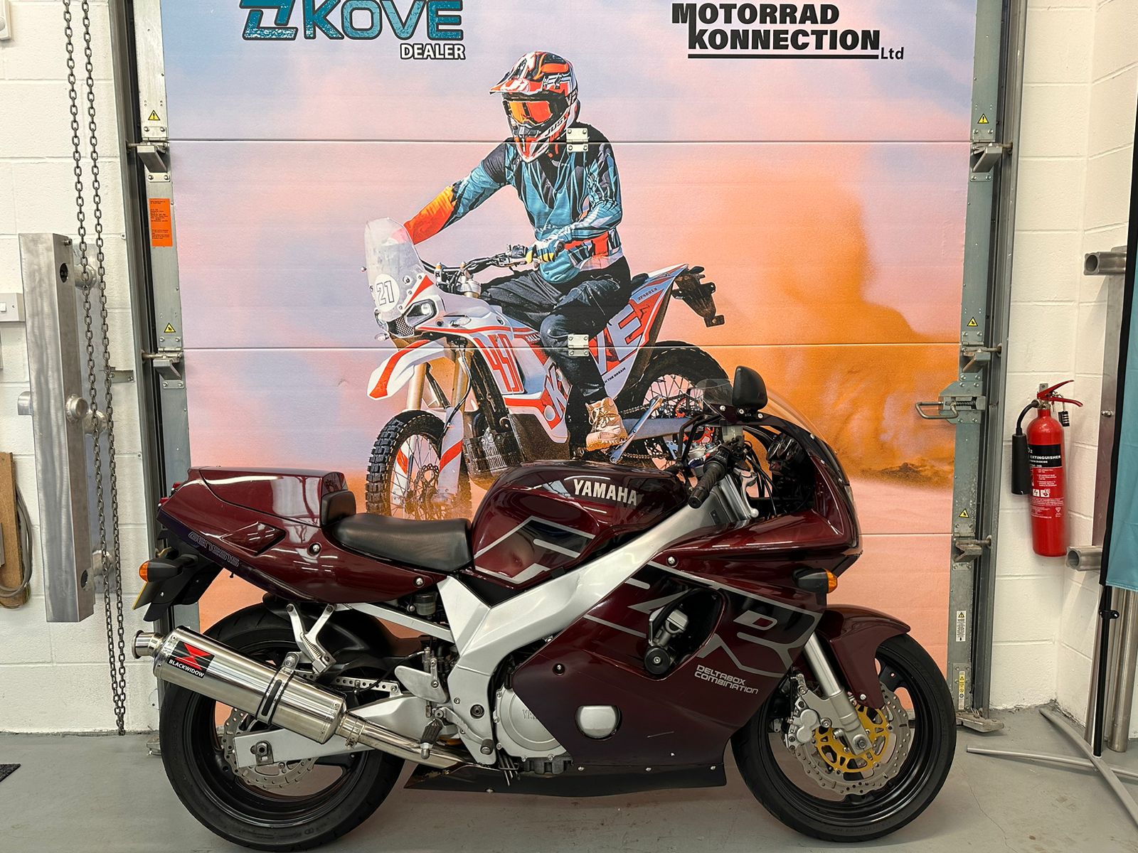 FZR 600 R (599cc) 1995