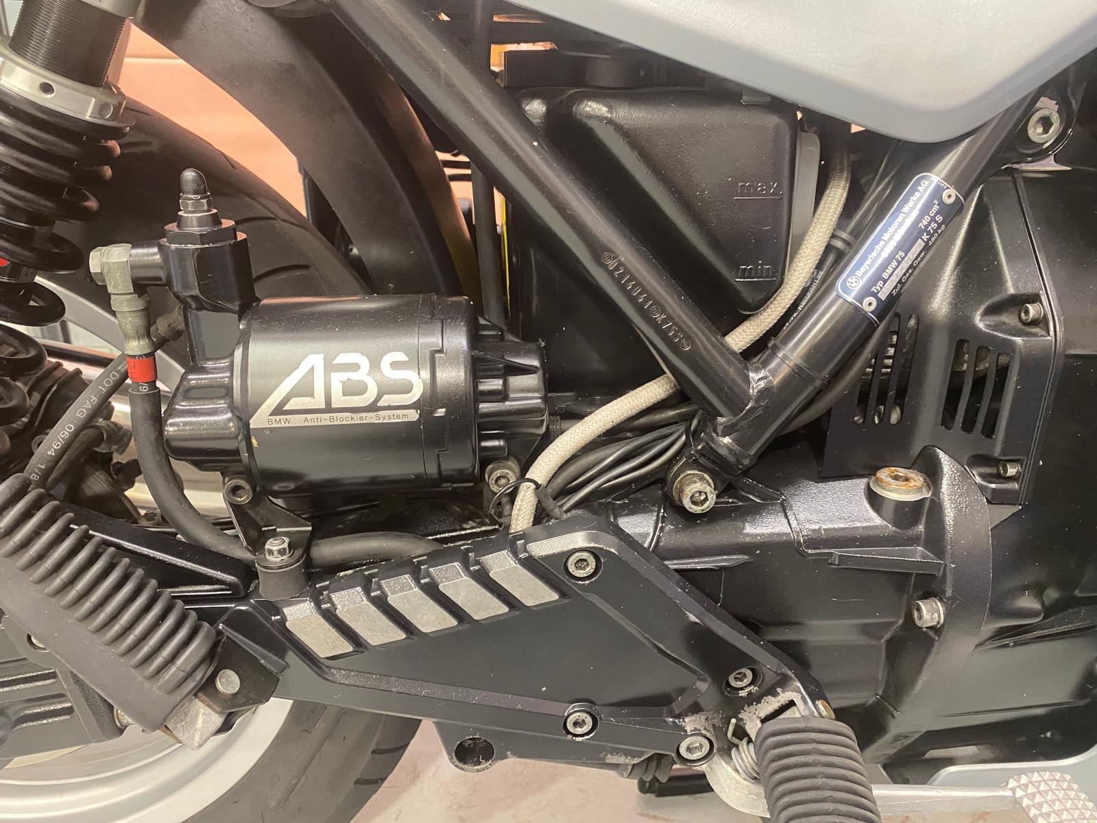 K75S (740cc) 1996