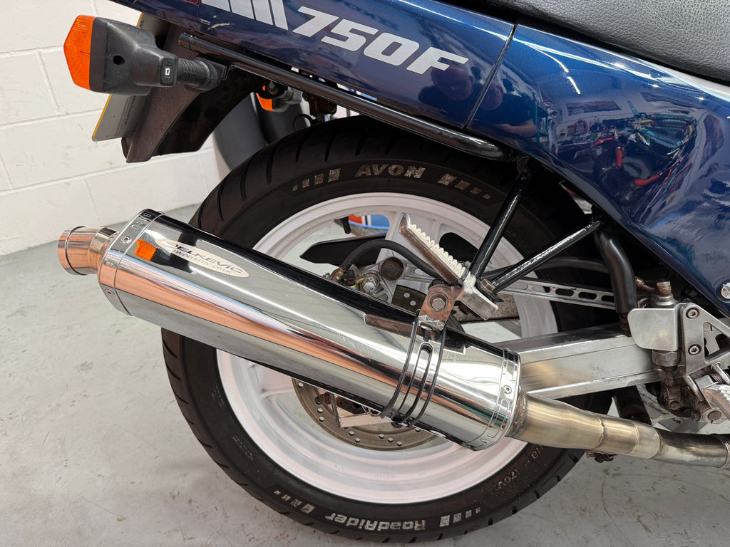VFR 750 RC24 (748cc) 1987