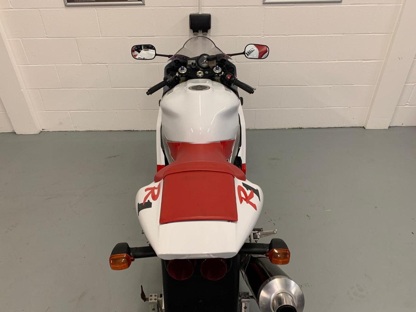 YZF - R1 (998cc) 1998