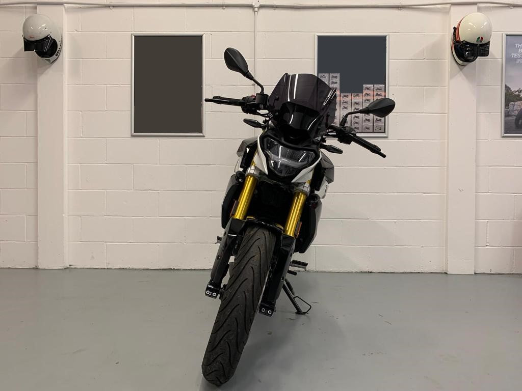 G310R Roadster (313cc) 2021