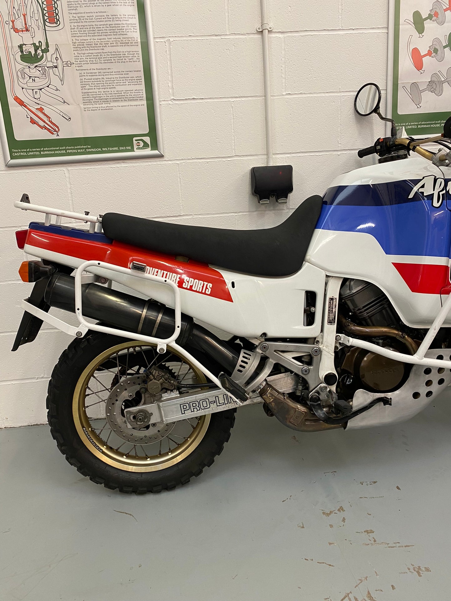 RD03 XRV650 AFRICA TWIN (647cc) 1989