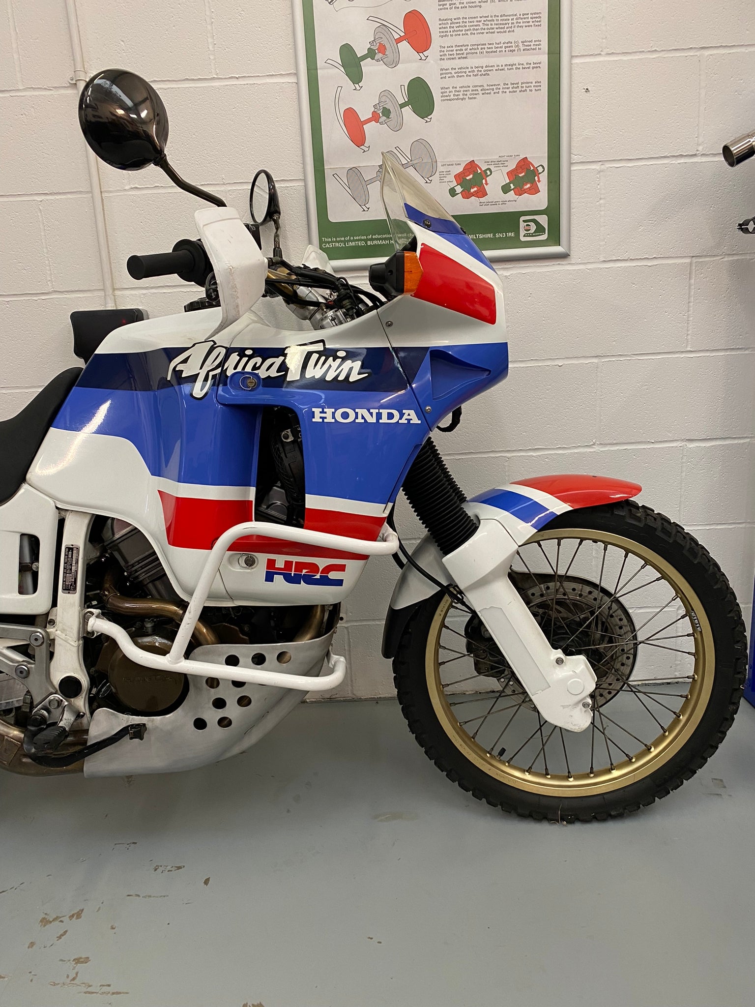 RD03 XRV650 AFRICA TWIN (647cc) 1989