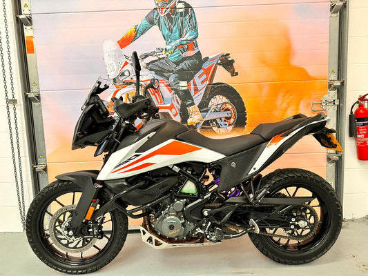 390 Adventure (373 cc) 2020