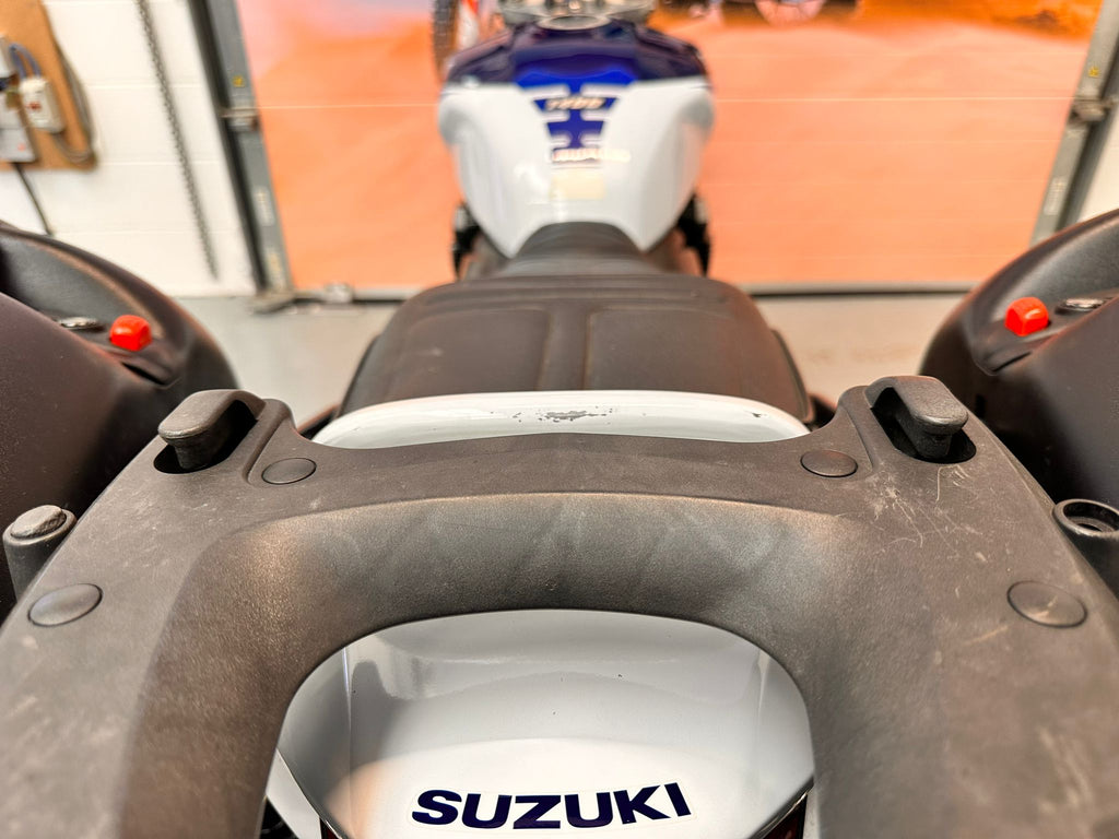 GSX1400 (1402 cc) 2003